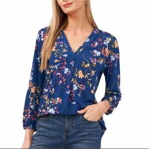 NWT Two by Vince Camuto Top